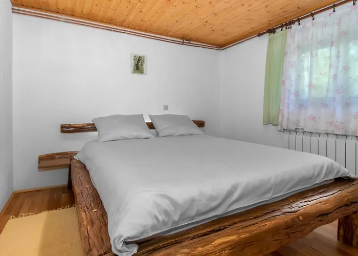Дом отдыха 2 Bedroom Pet Friendly In Breze