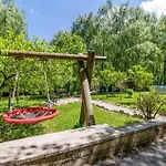 Beautiful In Breze With Wifi