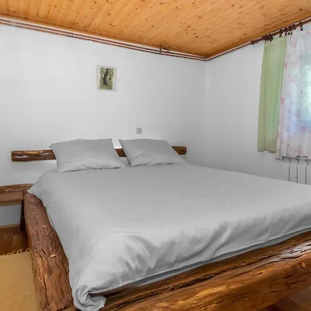 Holiday home Beautiful In Breze With Wifi