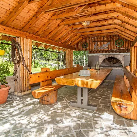 Beautiful In Breze With Wifi Holiday home Breza